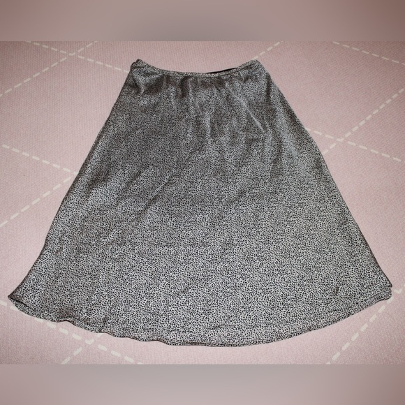 Sienna Sky Pebble Print Flowy Skirt Women’s Large - Picture 1 of 5